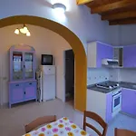 Lipari Oasi 4 Front X Family شقة