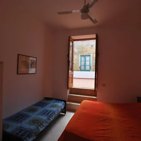 Lipari Oasi 4 Front X Family Apartment