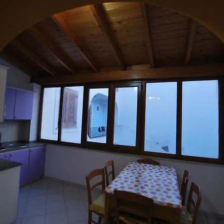 Lipari Oasi 4 Front X Family *