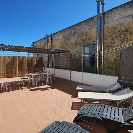 Lipari Oasi 4 Front X Family * Canneto (Lipari)